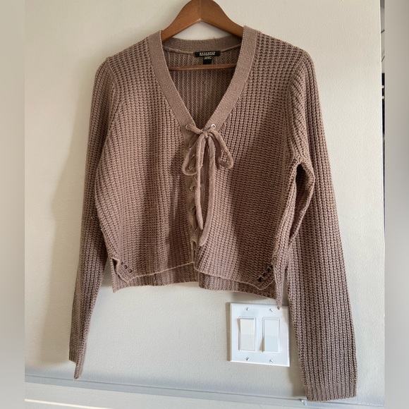 Revamped- size large brown knit crop - Picture 1 of 3